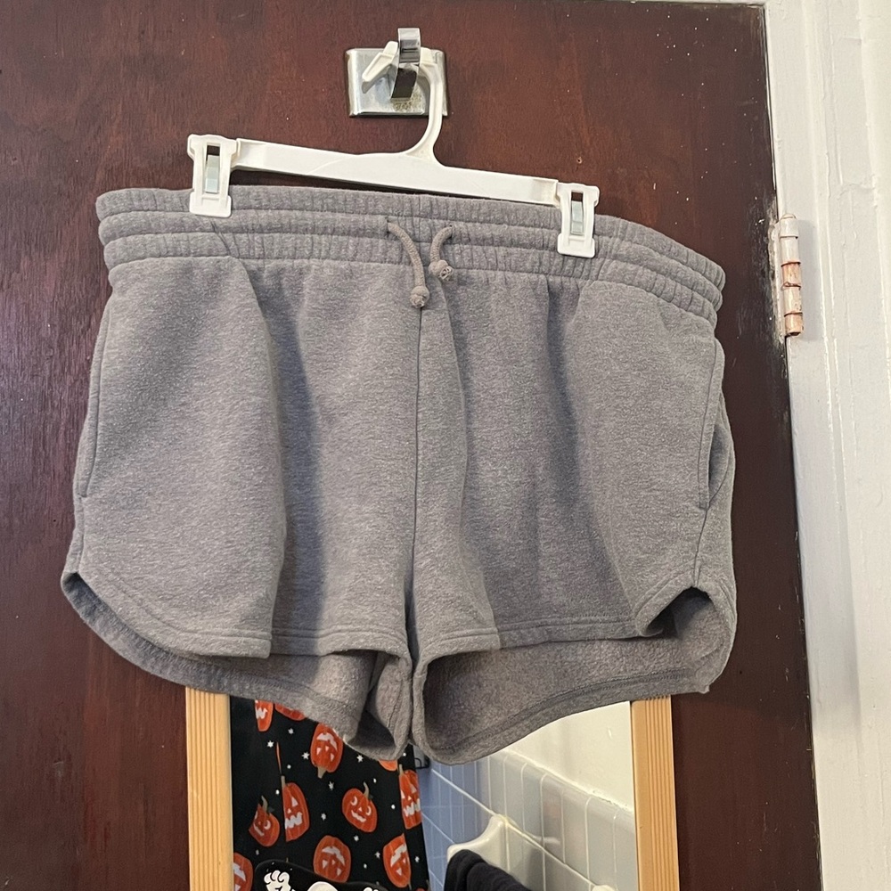 LAST CALL!! Wild Fable, Grey Shorts XL - Picture 1 of 3